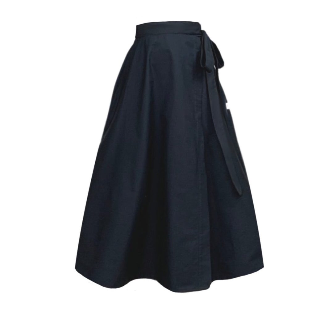 	
a line midi skirt with pockets