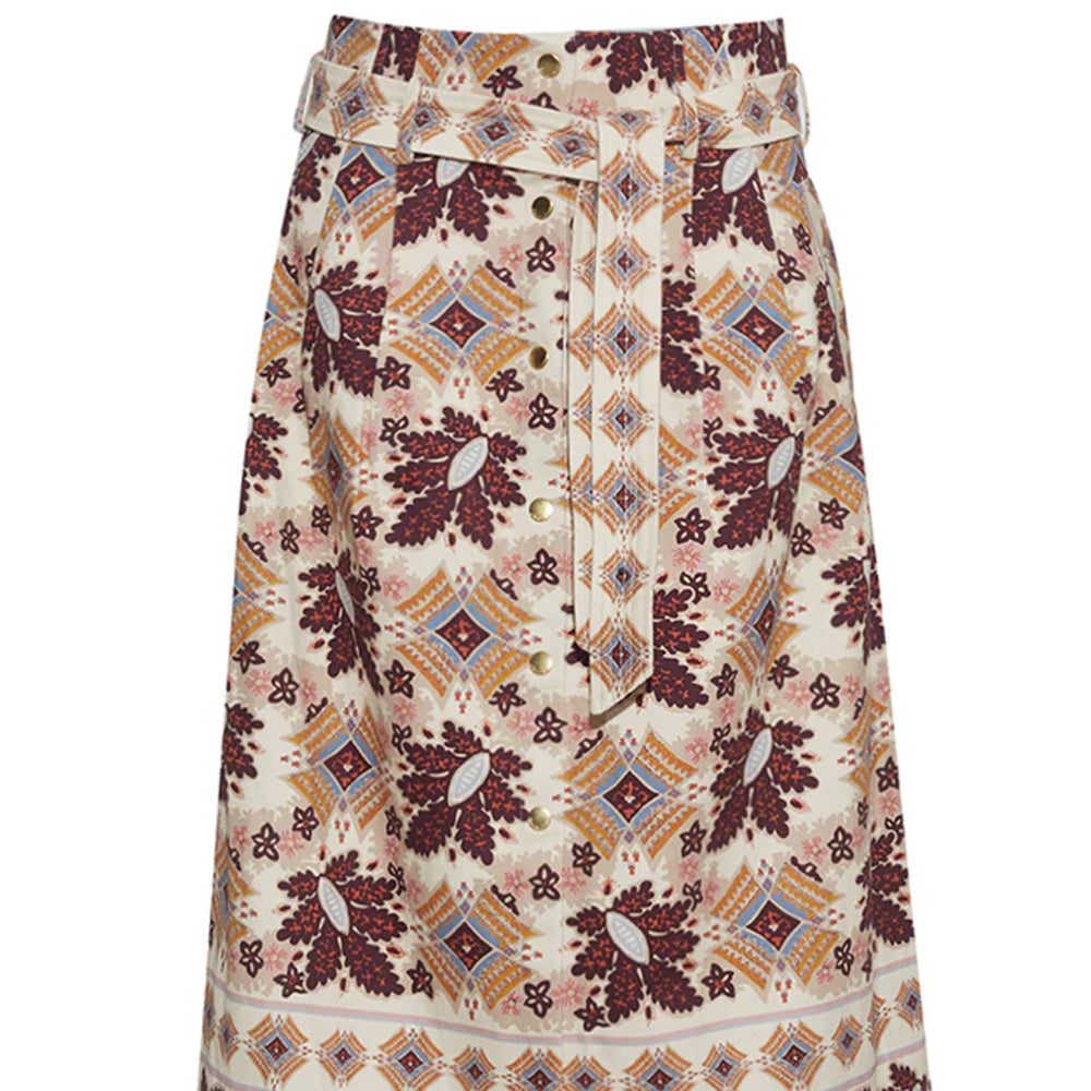 	
cara cara chase skirt