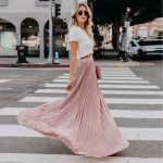 long pleated skirt outfits