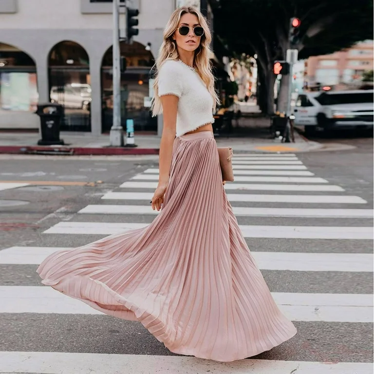 long pleated skirt outfits