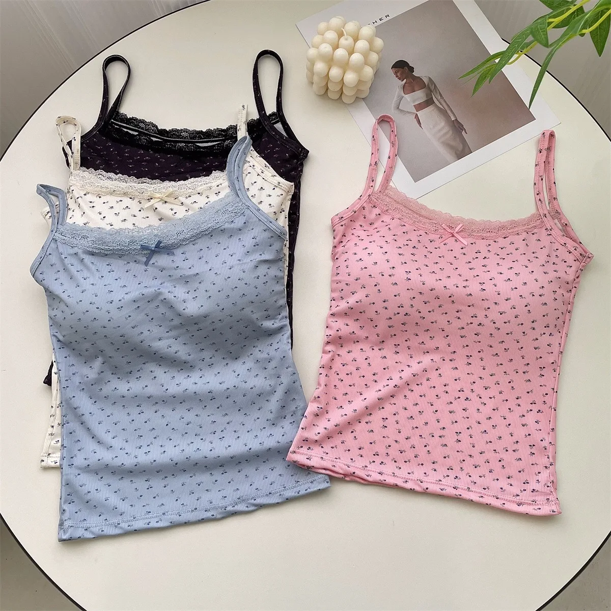 sleeveless crop top