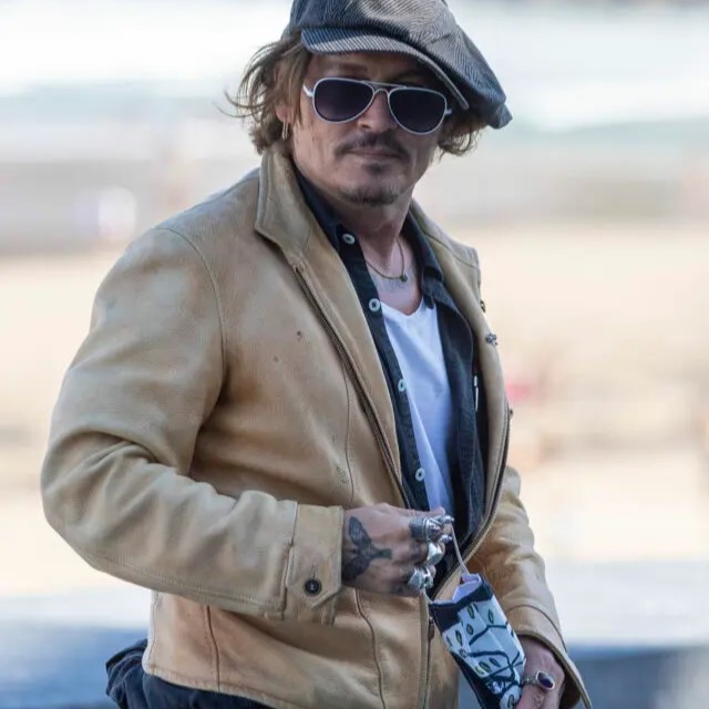 johnny depp crop top
