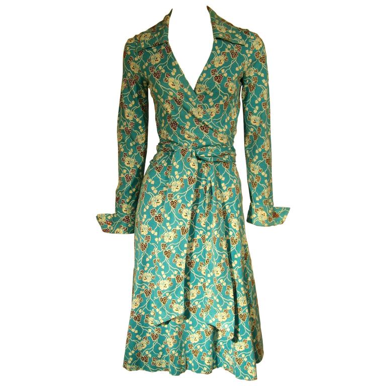diane von furstenberg wrap dress 70s